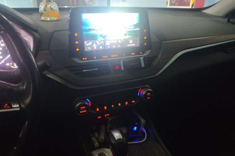 Used Nissan Teana 2021 2.0L XL Comfort Edition Audio And AC Panel