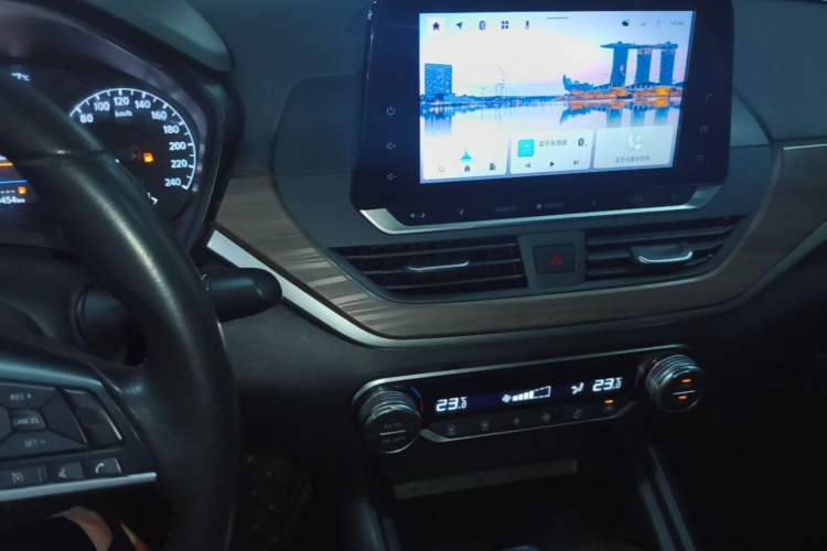 Used Nissan Teana 2021 2.0L XL Comfort Edition Audio And AC Panel