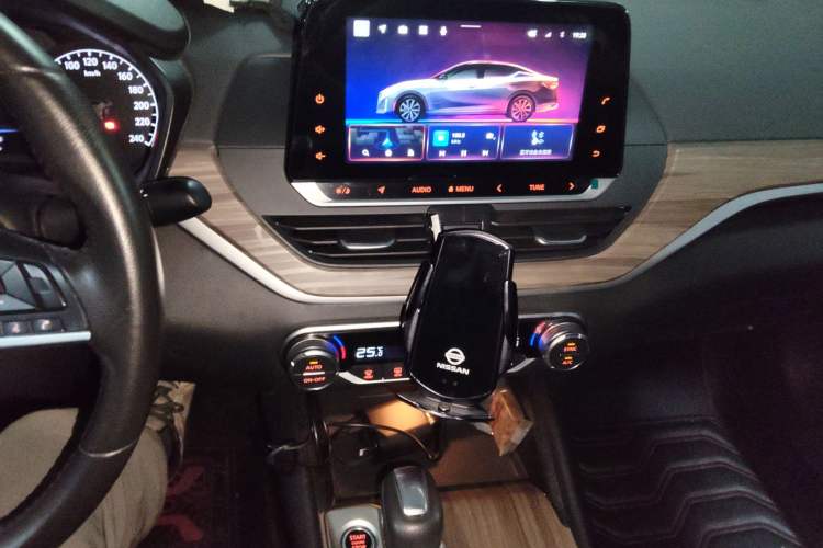 Used Nissan Teana 2021 2.0L XL Comfort Edition Audio And AC Panel