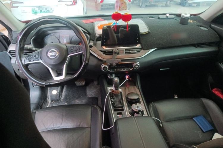 Used Nissan Teana 2021 2.0L XL Comfort Edition Center Console
