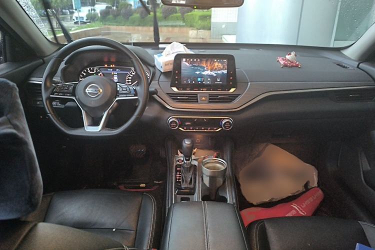 Used Nissan Teana 2021 2.0T XL Upper AD1 Smart Navigation Edition Center Console