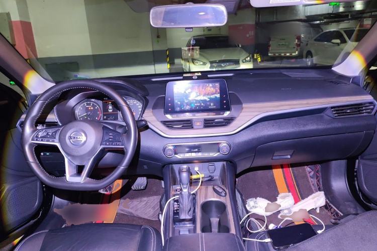 Used Nissan Teana 2021 2.0L XL Comfort Edition Center Console