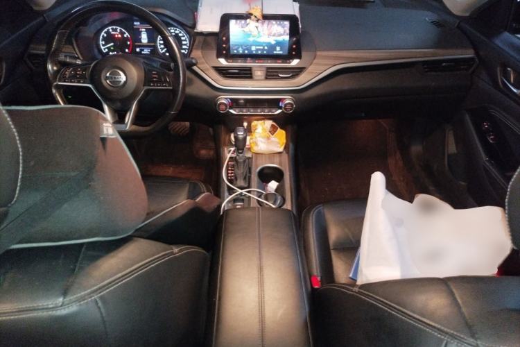 Used Nissan Teana 2021 2.0L XL Comfort Edition Center Console