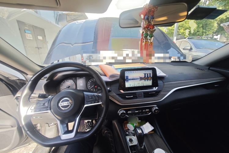 Used Nissan Teana 2021 2.0L XL Comfort Edition Center Console
