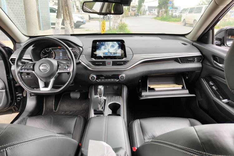 Used Nissan Teana 2021 2.0T XL Upper AD1 Smart Navigation Edition Center Console