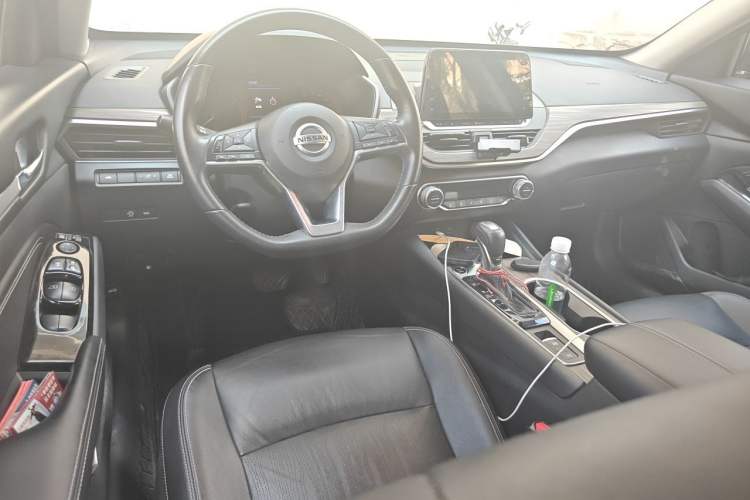 Used Nissan Teana 2021 2.0L XL Comfort Edition Center Console