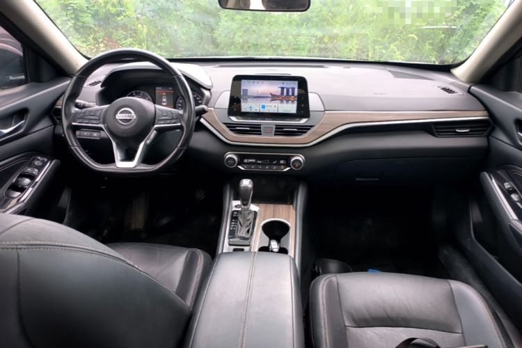 Used Nissan Teana 2021 2.0L XL Comfort Edition Center Console