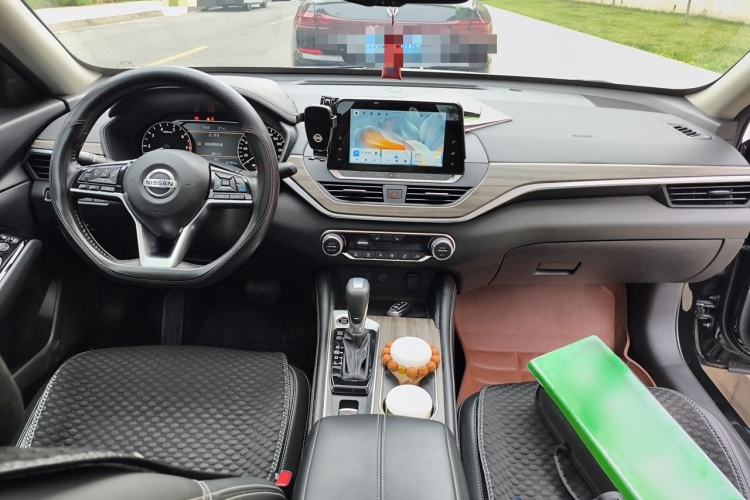 Used Nissan Teana 2021 2.0L XL Upper AD1 Smart Drive & Navigation Edition Center Console
