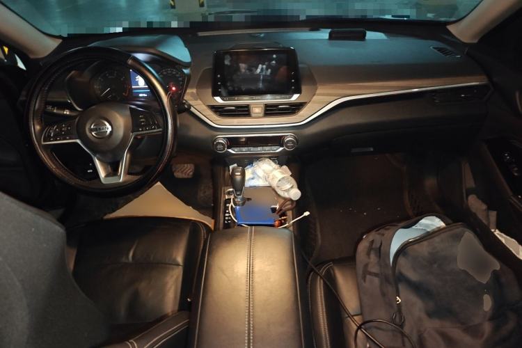 Used Nissan Teana 2021 2.0L XL Comfort Edition Center Console