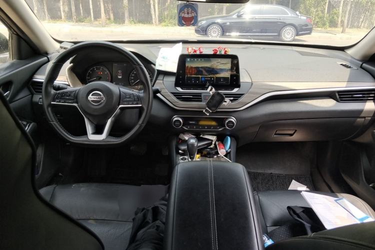 Used Nissan Teana 2021 2.0L XL Comfort Edition Center Console