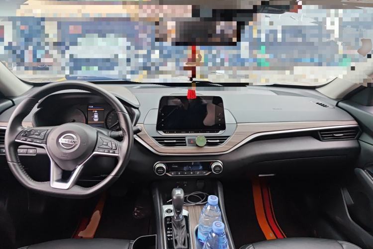 Used Nissan Teana 2021 2.0L XL Comfort Edition Center Console