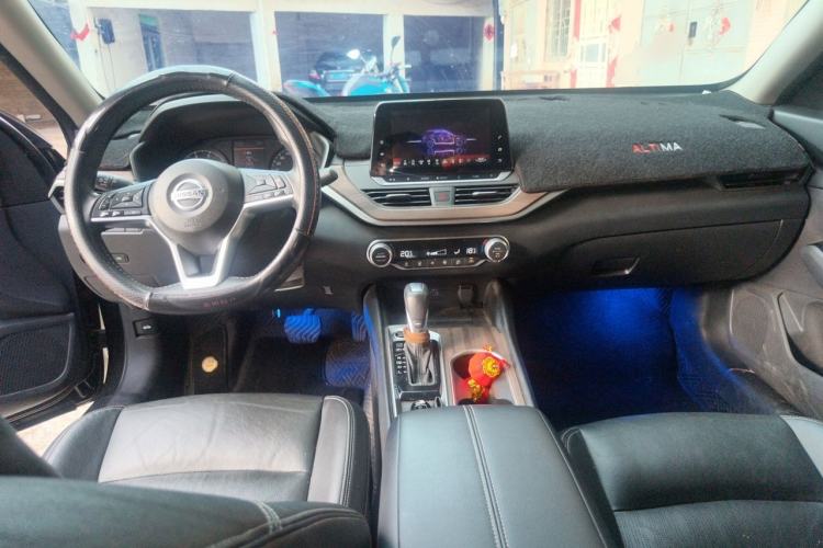 Used Nissan Teana 2021 2.0L XL Comfort Edition Center Console