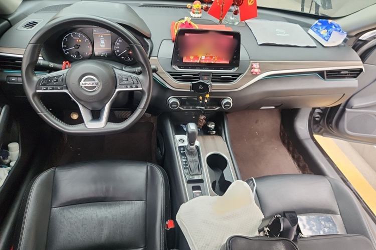 Used Nissan Teana 2021 2.0L XL Comfort Edition Center Console