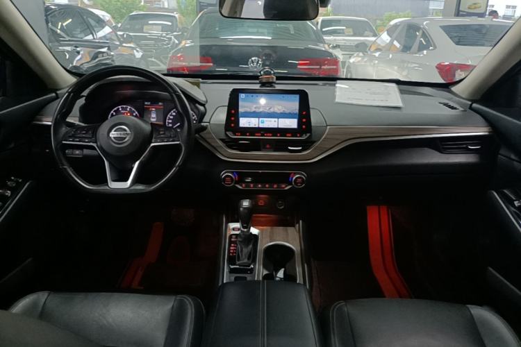 Used Nissan Teana 2021 2.0L XL Comfort Edition Center Console