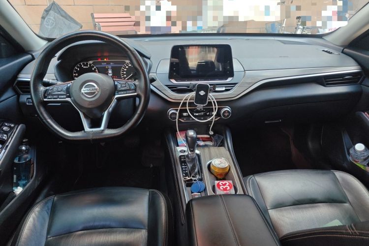 Used Nissan Teana 2021 2.0L XL Comfort Edition Center Console