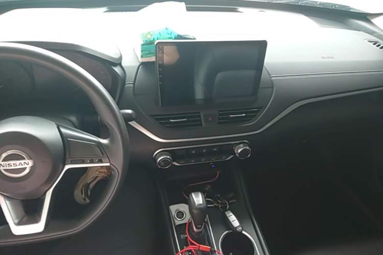 Used Nissan Teana 2021 2.0L XE Fashion Edition Center Console