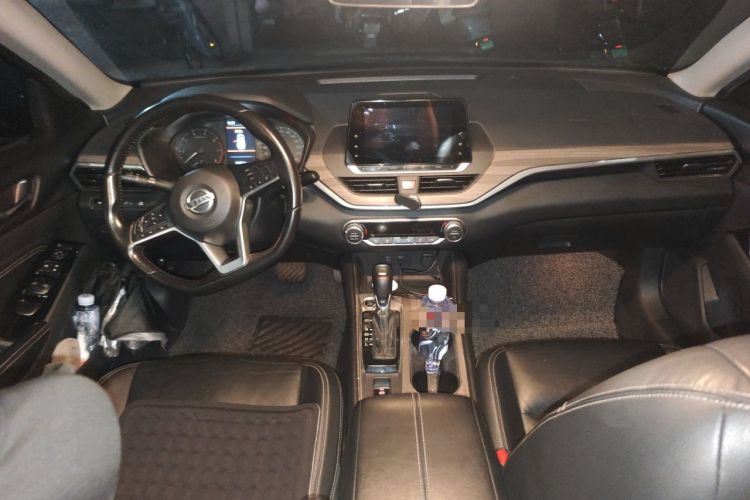 Used Nissan Teana 2021 2.0L XL Comfort Edition Center Console