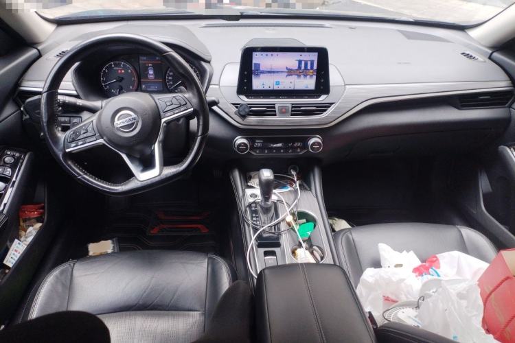 Used Nissan Teana 2021 2.0T XL Smart Upgrade Edition Center Console