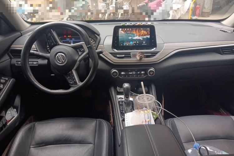 Used Nissan Teana 2021 2.0L XL Upper AD1 Smart Drive & Navigation Edition Center Console