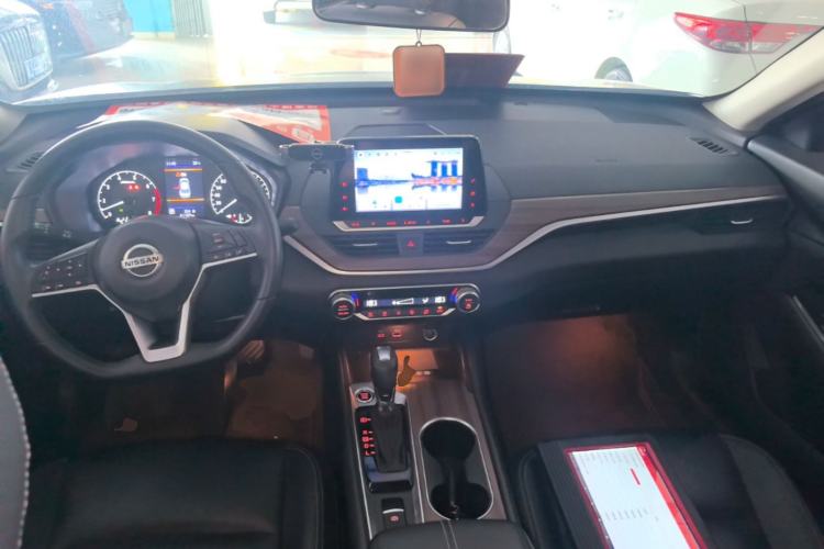 Used Nissan Teana 2021 2.0L XL Comfort Edition Center Console