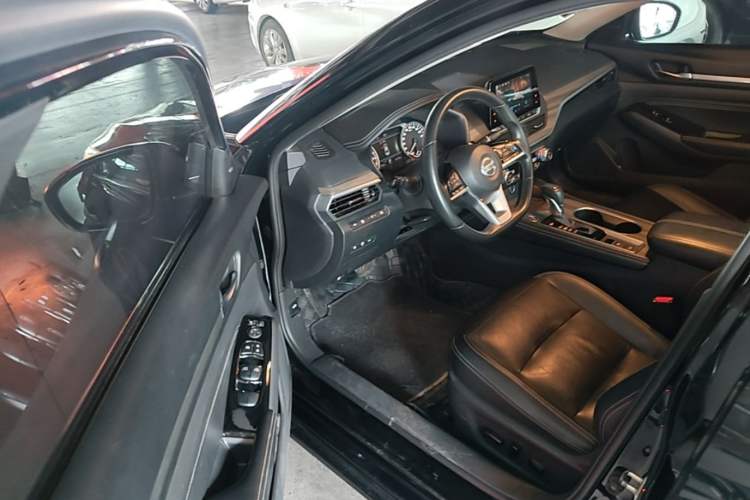 Used Nissan Teana 2021 2.0L XL Upper AD1 Smart Drive & Navigation Edition Driver Seat