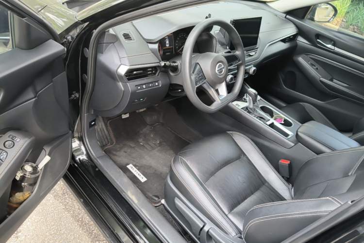 Used Nissan Teana 2021 2.0L XE Exclusive Edition Driver Seat
