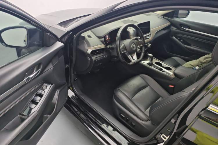 Used Nissan Teana 2021 2.0L XL Comfort Edition Driver Seat