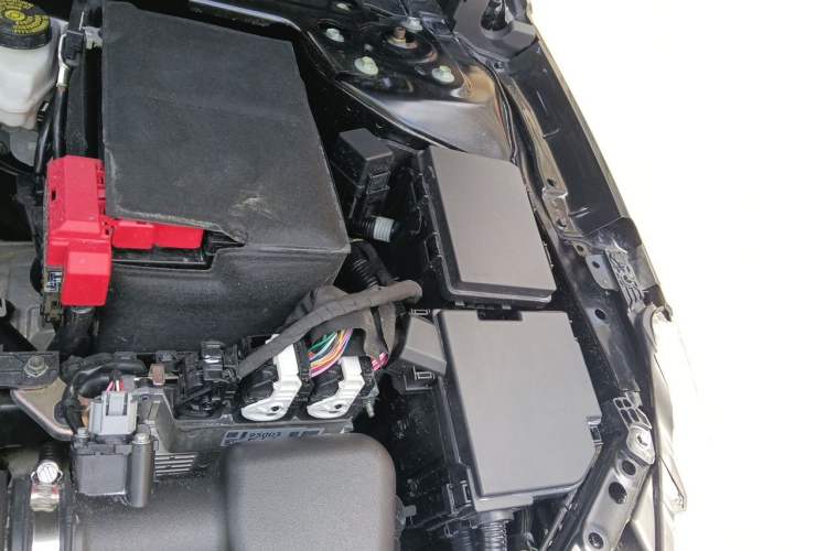 Used Nissan Teana 2021 2.0L XL Comfort Edition Engine Bay Left
