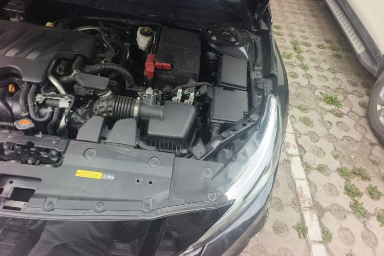 Used Nissan Teana 2021 2.0L XL Comfort Edition Engine Bay Left