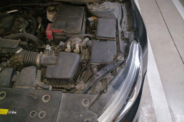 Used Nissan Teana 2021 2.0L XL Comfort Edition Engine Bay Left
