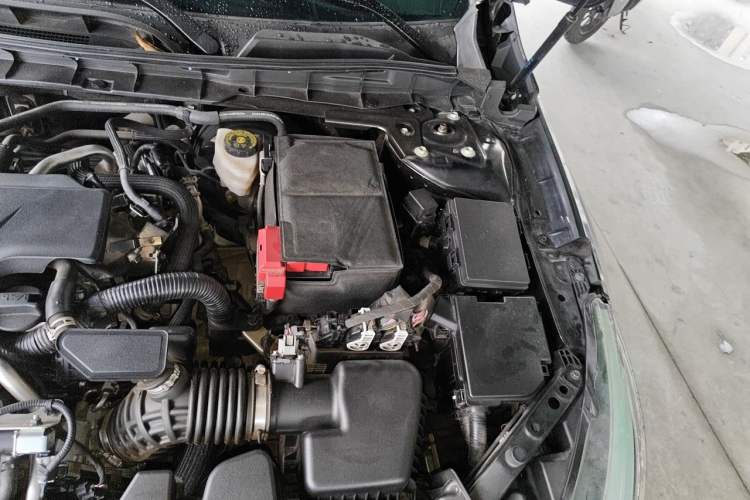 Used Nissan Teana 2021 2.0L XL Comfort Edition Engine Bay Left
