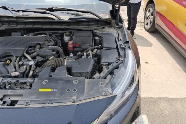 Used Nissan Teana 2021 2.0L XL Comfort Edition Engine Bay Left