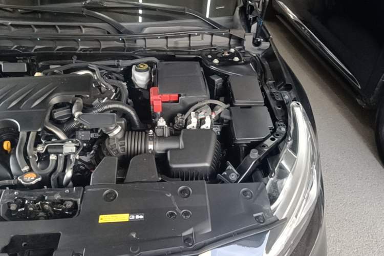 Used Nissan Teana 2021 2.0L XL Comfort Edition Engine Bay Left