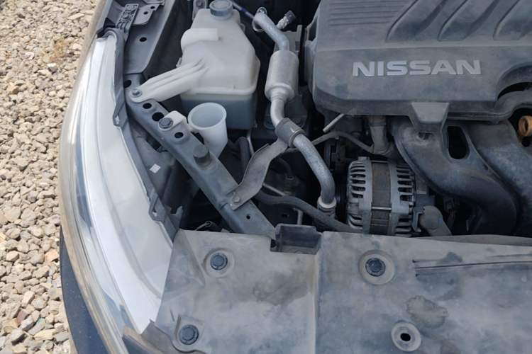 Used Nissan Teana 2021 2.0L XE Exclusive Edition Engine Bay Right