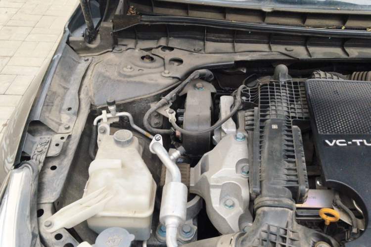 Used Nissan Teana 2021 2.0T XL Upper AD1 Smart Navigation Edition Engine Bay Right
