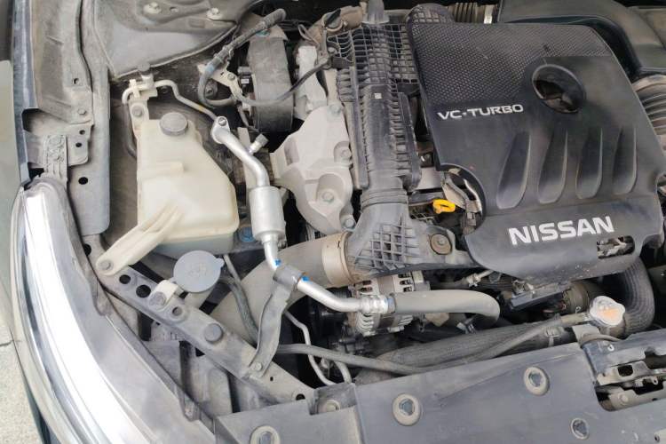 Used Nissan Teana 2021 2.0T XL Smart Upgrade Edition Engine Bay Right