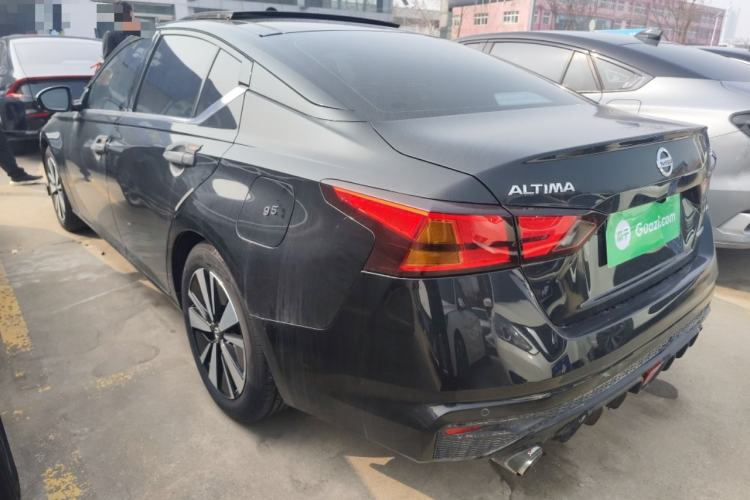 Used Nissan Teana 2021 2.0L XL Upper AD1 Smart Drive & Navigation Edition Exterior 2