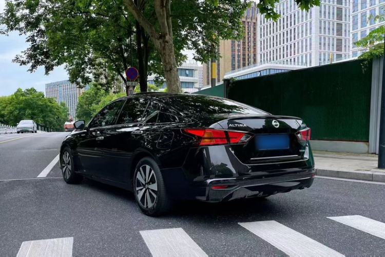 Used Nissan Teana 2021 2.0L XL Upper AD1 Smart Drive & Navigation Edition Exterior 4