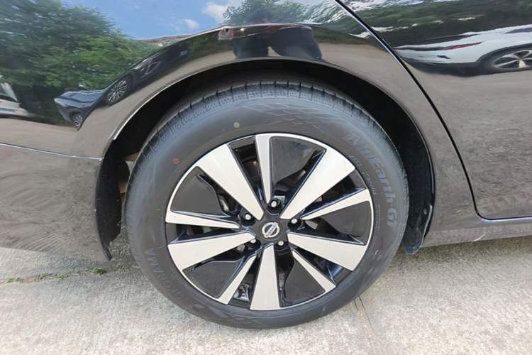 Used Nissan Teana 2021 2.0L XL Upper AD1 Smart Drive & Navigation Edition Exterior 5