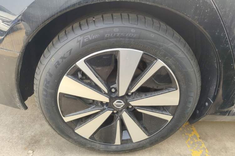 Used Nissan Teana 2021 2.0L XL Upper AD1 Smart Drive & Navigation Edition Exterior 5