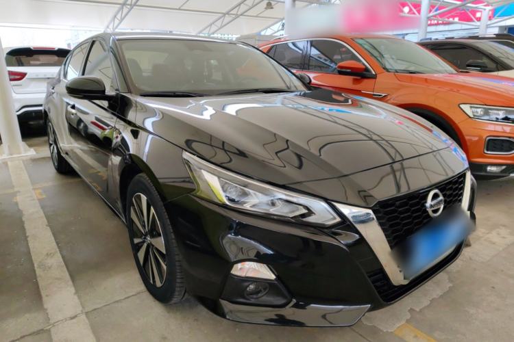 Used Nissan Teana 2021 2.0L XL Comfort Edition Front Right 45 Deg