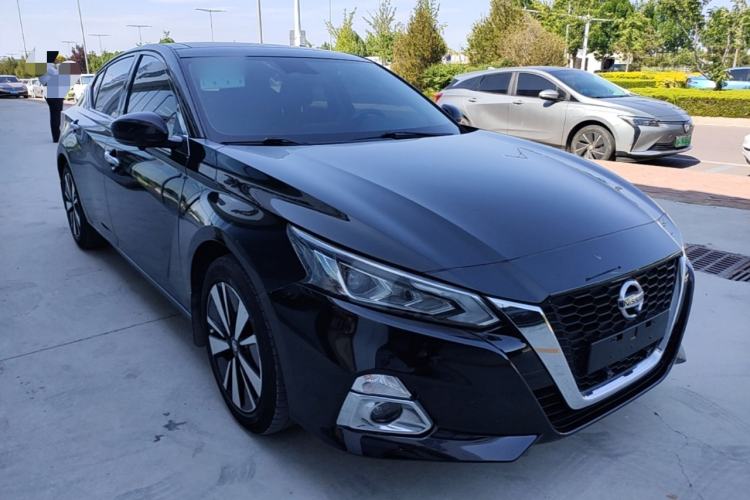 Used Nissan Teana 2021 2.0L XL Comfort Edition Front Right 45 Deg