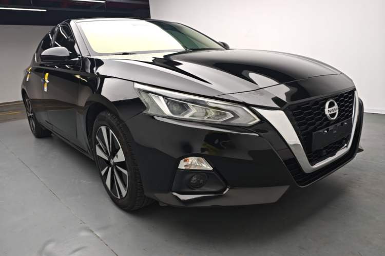 Used Nissan Teana 2021 2.0L XL Comfort Edition Front Right 45 Deg