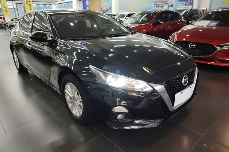 Used Nissan Teana 2021 2.0L XE Fashion Edition Front Right 45 Deg