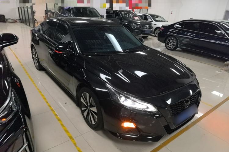 Used Nissan Teana 2021 2.0L XL Comfort Edition Front Right 45 Deg