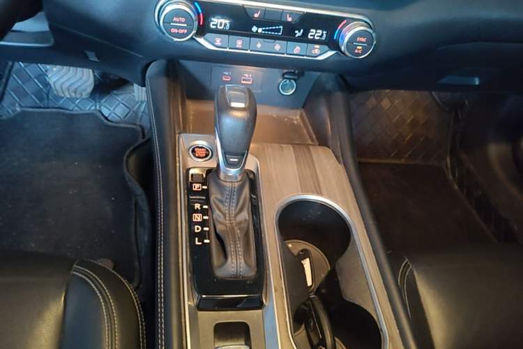 Used Nissan Teana 2021 2.0L XL Upper AD1 Smart Drive & Navigation Edition Gear Lever