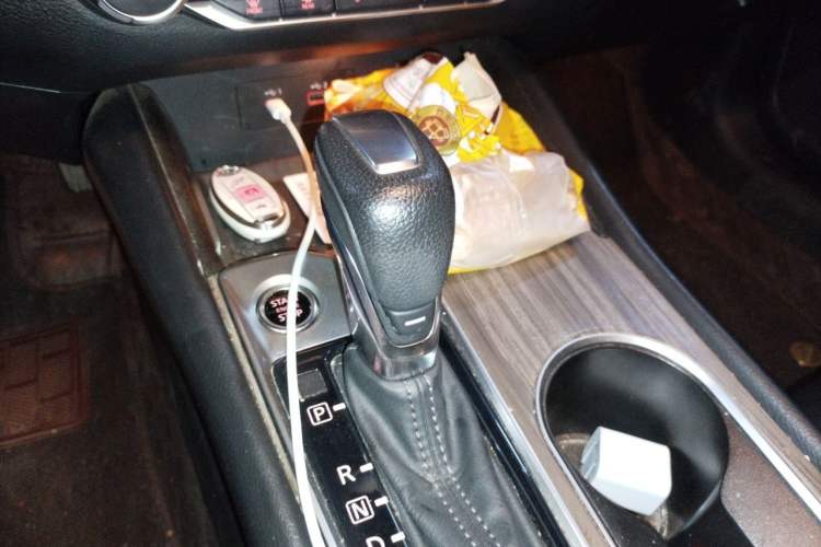 Used Nissan Teana 2021 2.0L XL Comfort Edition Gear Lever