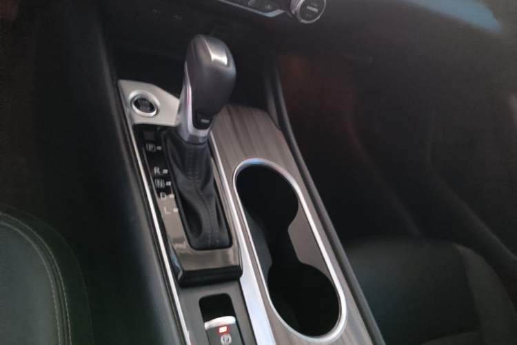 Used Nissan Teana 2021 2.0L XL Comfort Edition Gear Lever