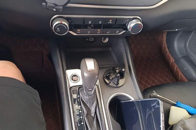 Used Nissan Teana 2021 2.0L XE Fashion Edition Gear Lever