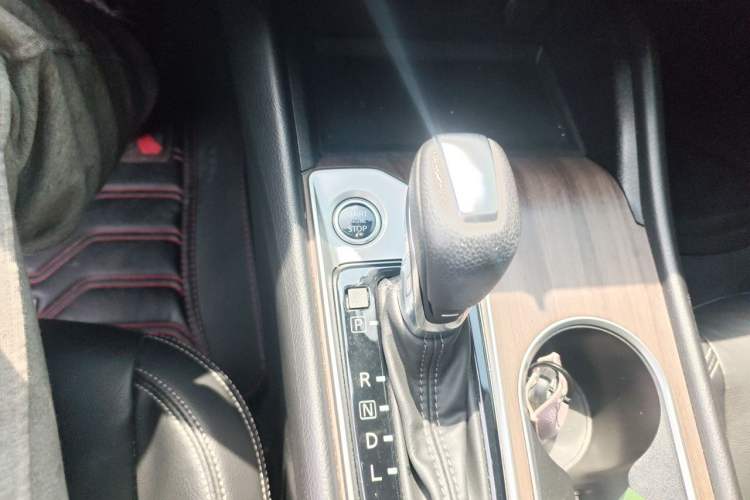 Used Nissan Teana 2021 2.0L XL Comfort Edition Gear Lever